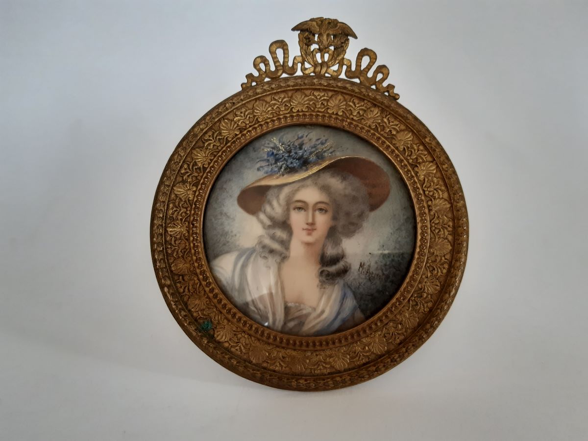 18th/19th century Gainsborough lady